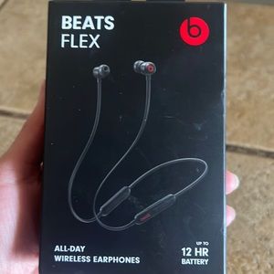 Beats Flex